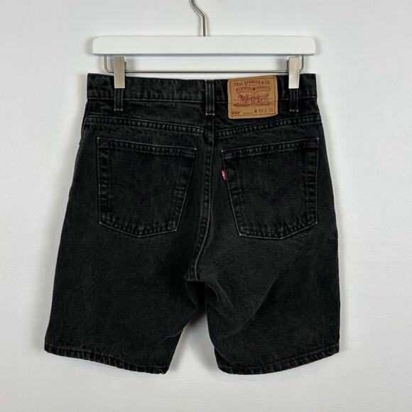 Vintage Levi's 550 Relaxed Fit Cut Off Denim Shorts Black Size 29 - Picture 6 of 6